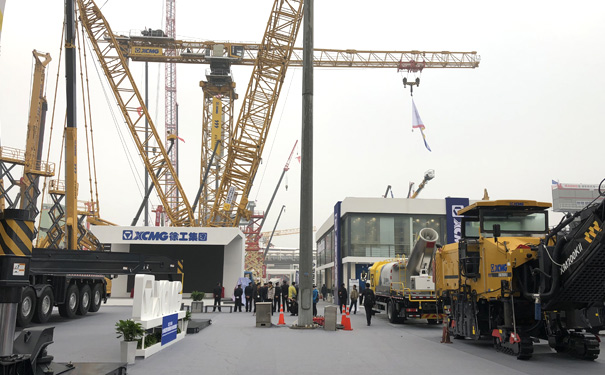 宝马展展台搭建